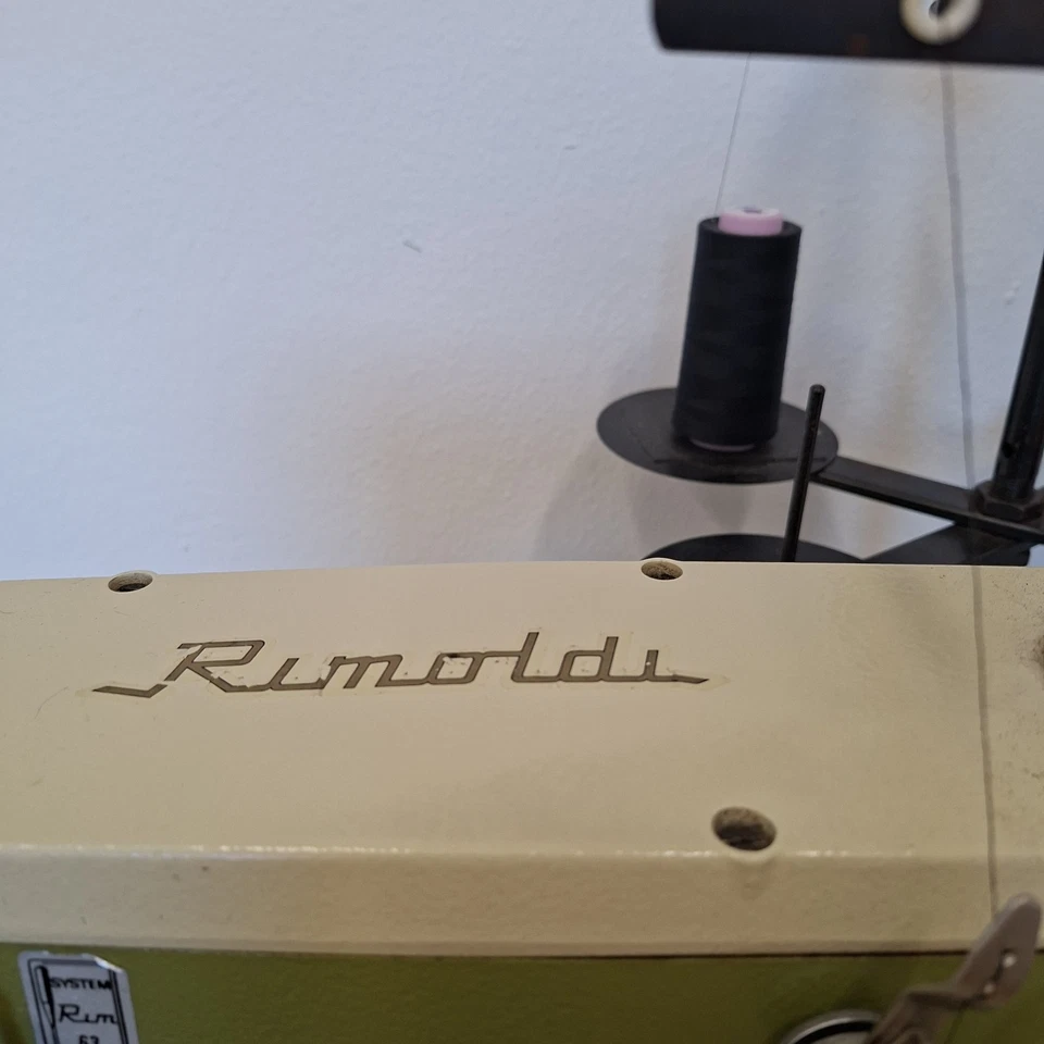 Coverlock Industrie. STARKSTROM Nähmaschine. RIMOLDI. Made In Italy - Bild 4 von 4