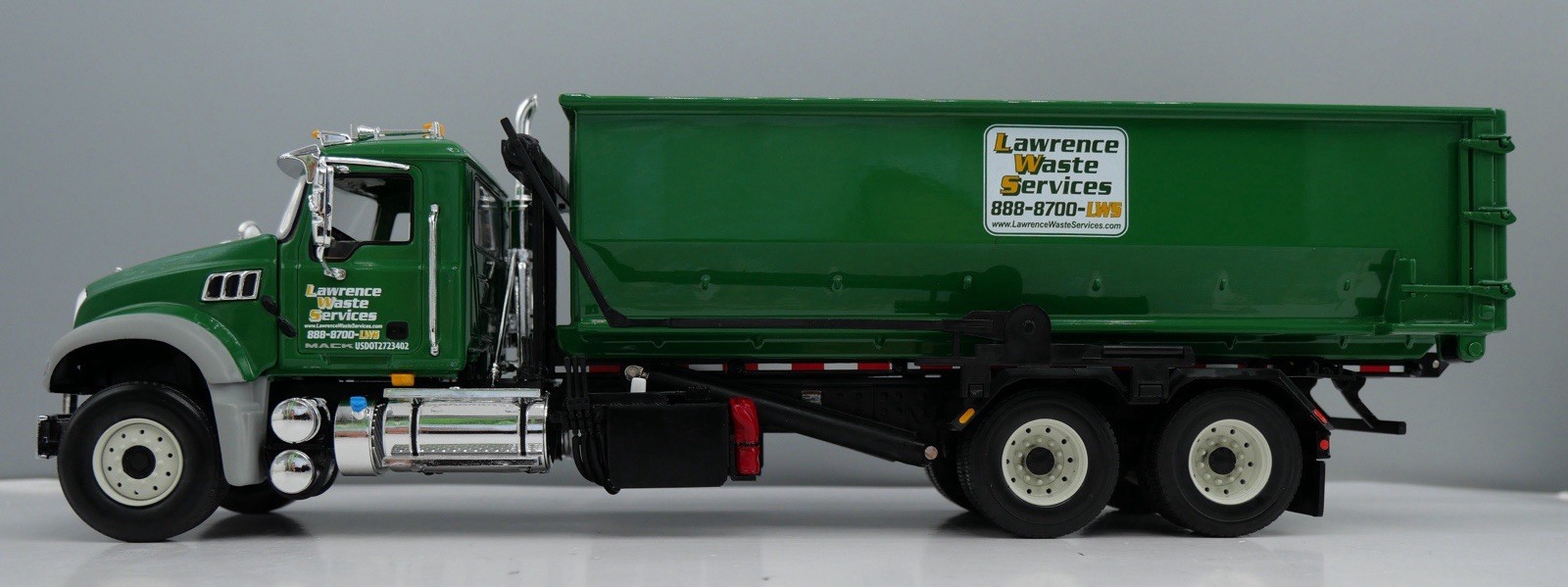 1/34 First Gear Roll Off LWS