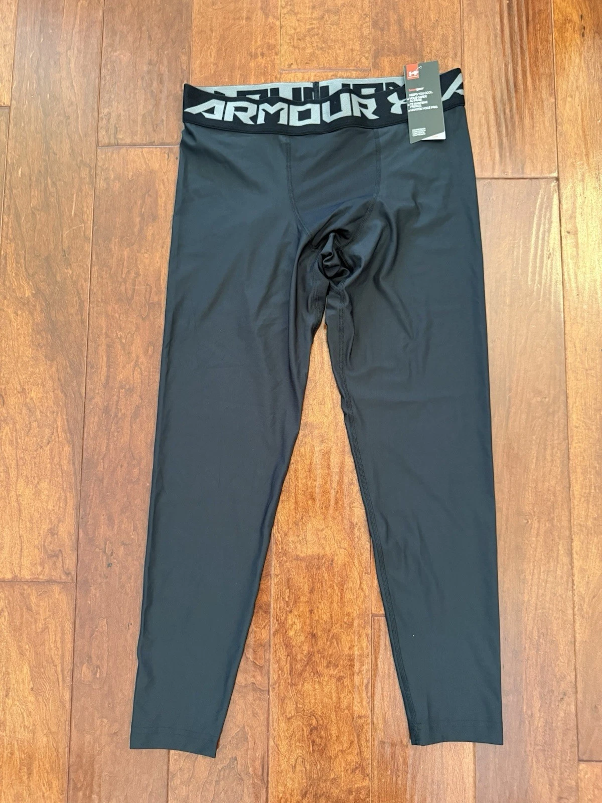 NWT Under Armour Men's Heat Gear Capri Leggings Black XL