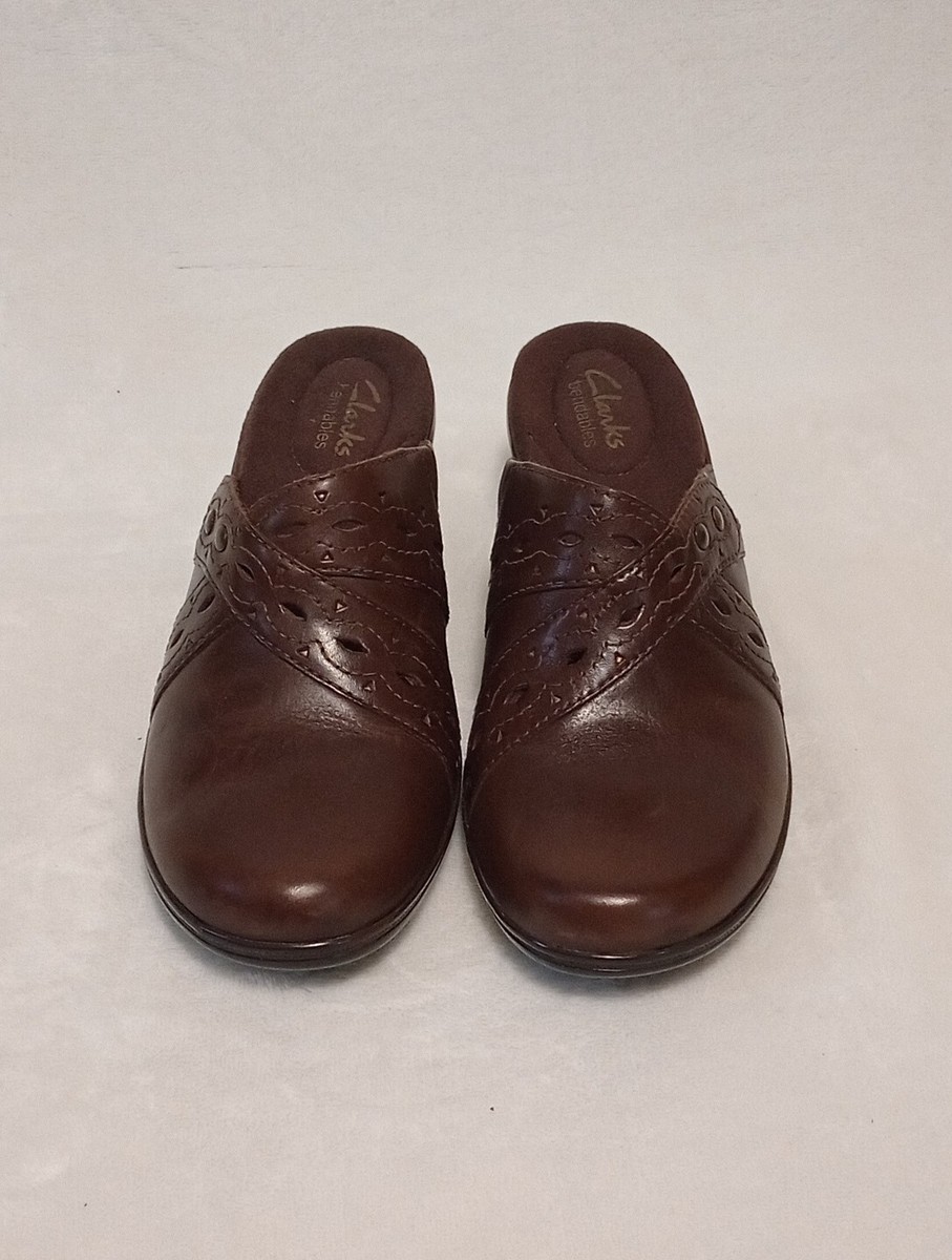 Clark's Bendables Size 7M Womens Mule Loafers Shoes Brown Leather 2