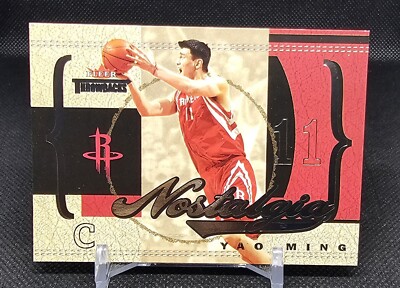 2004-05 Fleer Throwbacks Nostalgia /2002 Yao Ming #13 Houston Rockets HOF