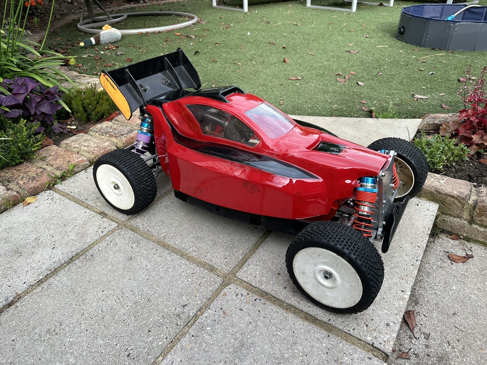 Picture 3 of 12