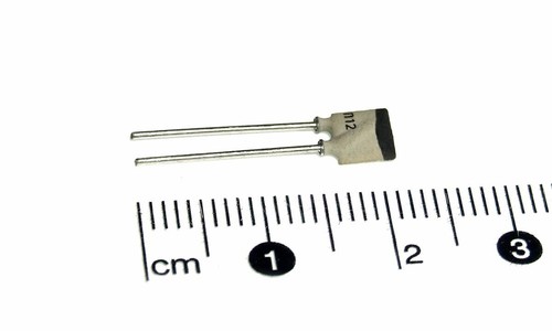 120pF 100V ±2% Philips Ceramic Plate Capacitors -- NOS (20 pieces) - Picture 2 of 2
