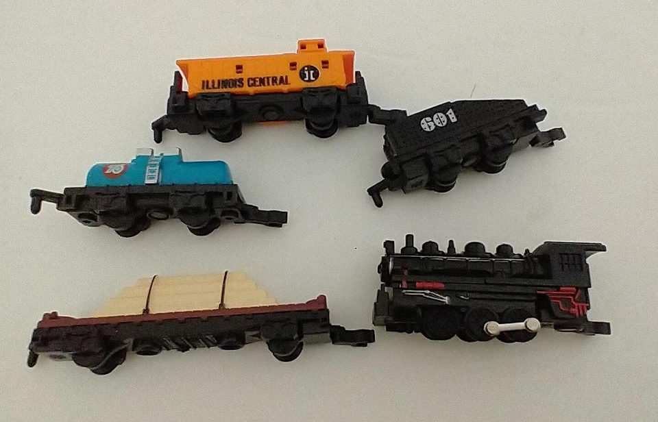 Juego de tren micro máquina Galoob máquina de vapor licitadora caboose Illinois Central 1989 Foto 4 de 4