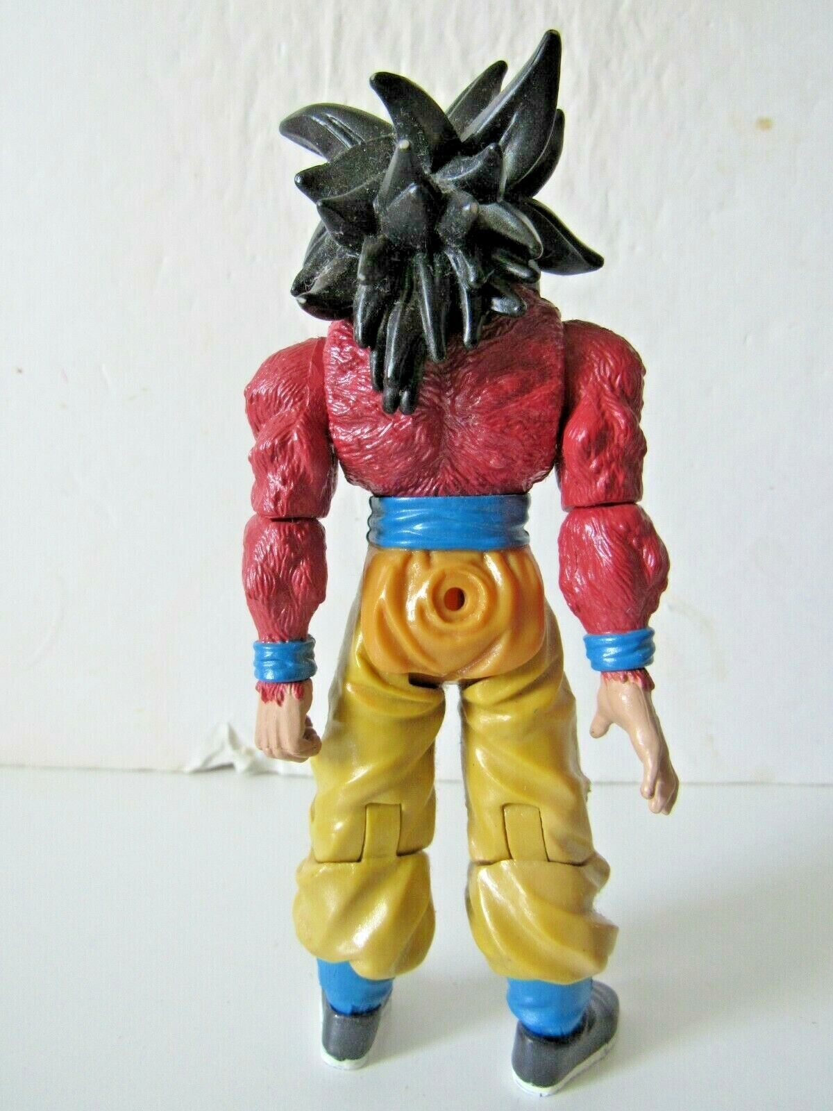 FIGURE DRAGON BALL SUPER - GOKU XENO SUPER SAYAJIN 4 - R&N Geek