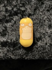 2004 Mighty Beanz 24 Pok mon Psyduck Bean