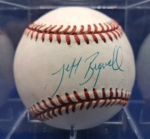 Jeff Bagwell HOF -MLB Autographed Official League Baseball. Has COA