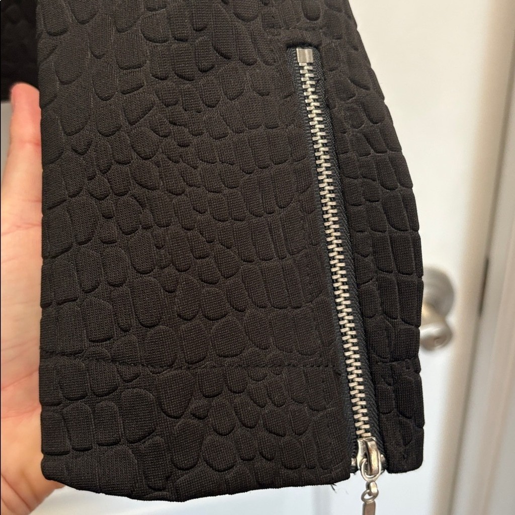 Bebe Crocodile Patterned Black Jacket Cardigan To… - image 7