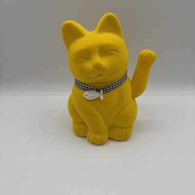 Howdy Haunts Lucky Waving Cat Yellow Flocked Bone Fish Prosperity Japanese Works