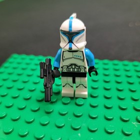 LEGO&reg; Star Wars Clone Trooper Lieutenant Minifigure Phase 1 Blue 5001709 sw0502