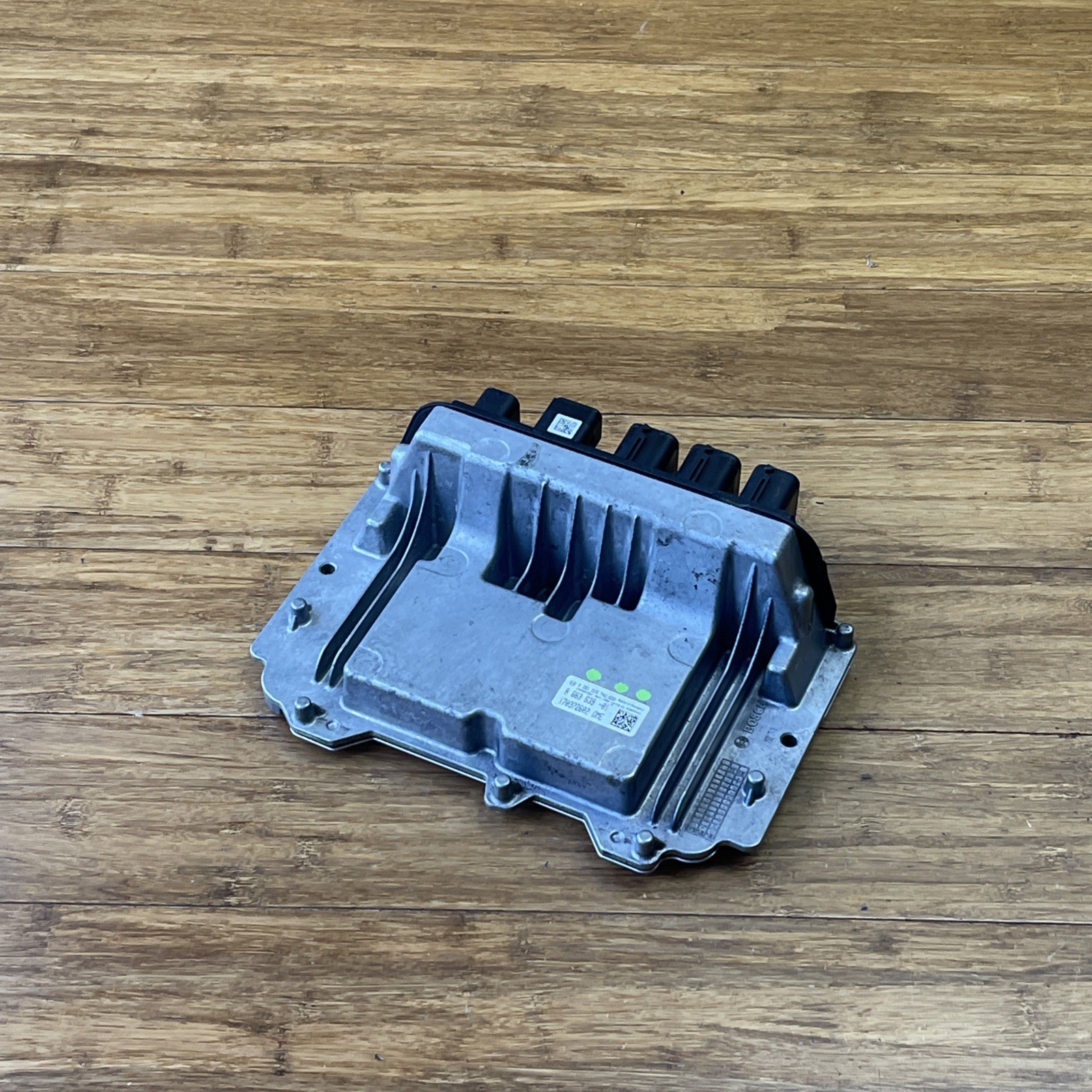 BMW i8 2014-2020 Electronic control unit