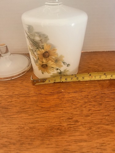 1970s /Vanity jar/ white internal painted glass/ yellow flowers gold rim/lid 8" - Picture 12 of 12