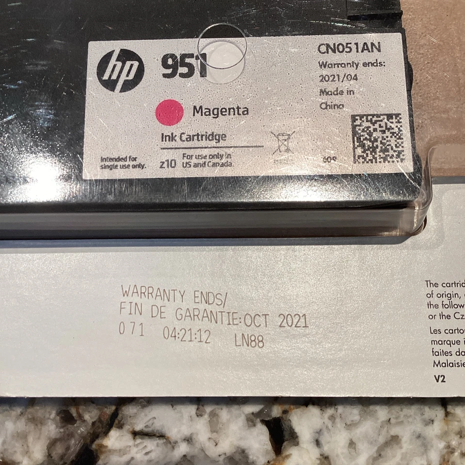 Paquete de 3 cartuchos de tinta color genuino HP 951XL amarillo cian magenta - 10/ 2021 Foto 3 de 4