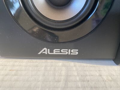 Alesis Elevate 3 MKII Powered 20w Desktop Studio Multimedia Gaming