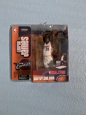 LEBRON JAMES ROOKIE DEBUT Figure McFarlane 2003 NBA SERIES 5, Cleveland Cavs
