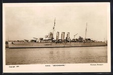 AK HMS Devonshire im Wasser 