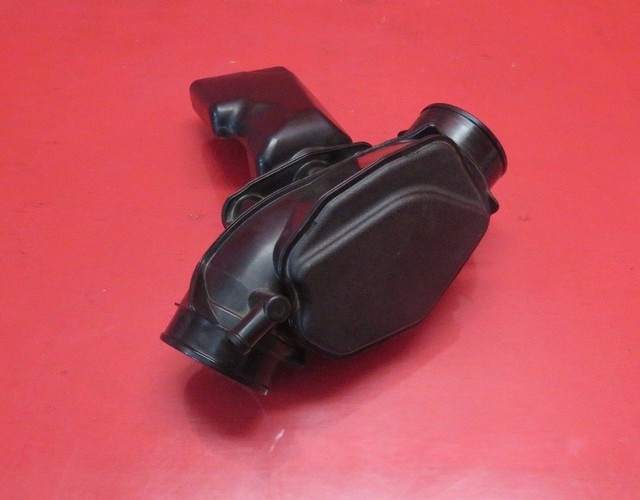20062010 INFINITI M35 OEM AIR INTAKE SYSTEM DUCT TUBE HOSE AIR DUCT ASSEMBLY eBay