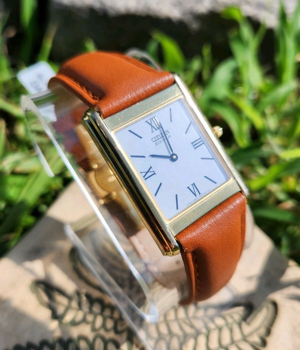 Citizen Stiletto Eco-Drive G820-T001700 Ultra Slim White Tank 27mm