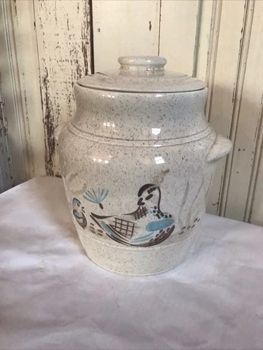 Vintage Red Wing Pottery Bob White Cookie Jar Birds