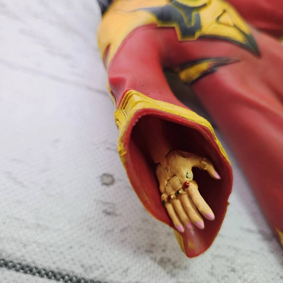 Figura de acción suelta ToyBiz Marvel Legends Face Off The Mandarin 2006 6" Foto 4 de 4