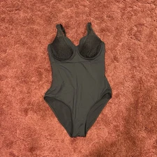Cupshe Women's One Piece Swimsuit Size Large Black