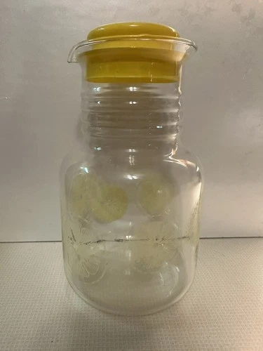 Vintage Pyrex Corning Glass Juice Carafe Pitcher Lemons 1.5 QT 3515 With Lid