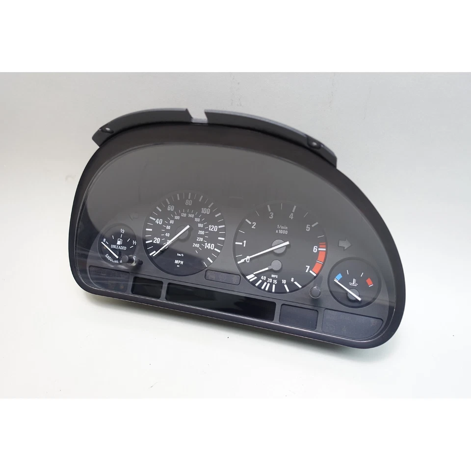 Cuadro de instrumentos velocímetro velocímetro BMW E39 540i M62TU V8 1997-1999 1997-1999 dañado Foto 3 de 4
