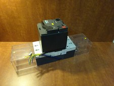 Siemens circuit breaker 400A