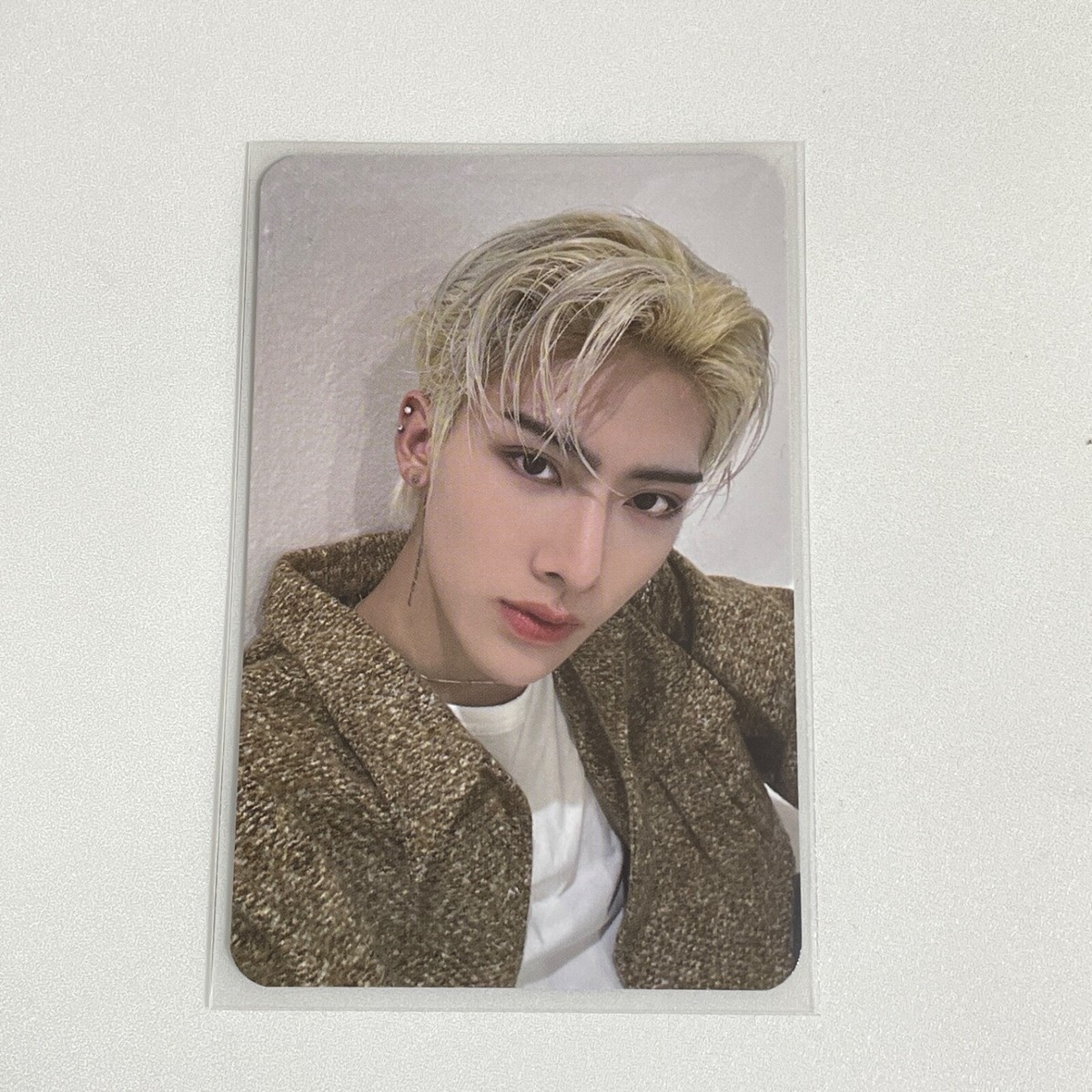 ZB1 ZEROBASEONE RICKY MELTING POINT Album OFFICIAL PHOTOCARD ZB1 ZEROBASEONE RICKY MELTING POINT Album OFFICIAL PHOTOCARD