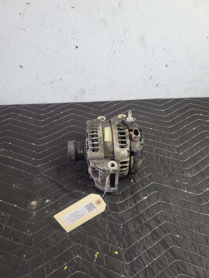 Generador alternador Jeep Wrangler 2021 2,0 L AWD usado OEM 56029811AA 18-21 Foto 2 de 4
