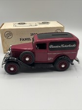 Ertl Collectibles 1932 Ford Classic Motorbooks Delivery Van Bank 1:25 With Box