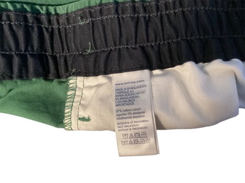 TOMMY HILFIGER MENS GREEN MEDIUM CASUAL SHORTS WITH DRAWSTRING Used - Picture 6 of 6