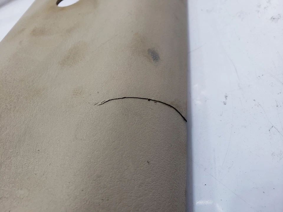 ✅ 99-03 OEM Volkswagen Eurovan GLS trasero derecho pasajero pilar panel de ajuste* Foto 2 de 4