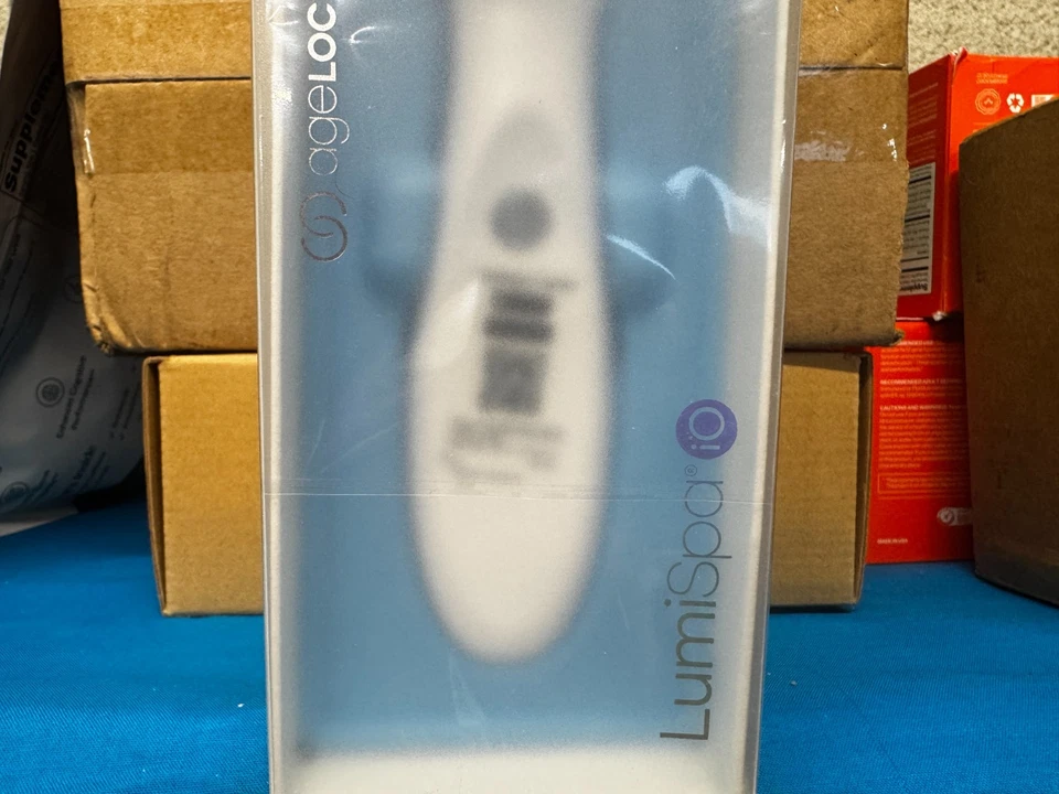 Nu Skin ageLOC LumiSpa iO Facial Device with Normal Treatment Head - New in Box! - Image 2 of 2