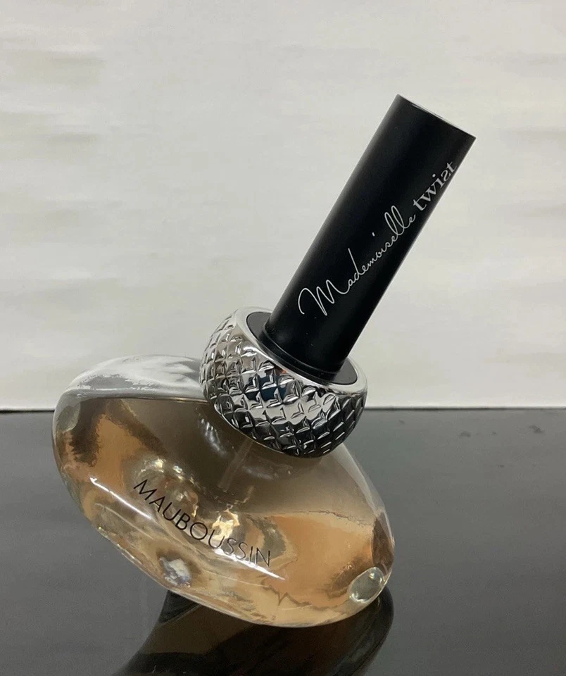 Mauboussin Mademoiselle Twiat Eau De Parfum Spray 1.3 Fl Oz, Como En La Foto. Foto 3 de 4