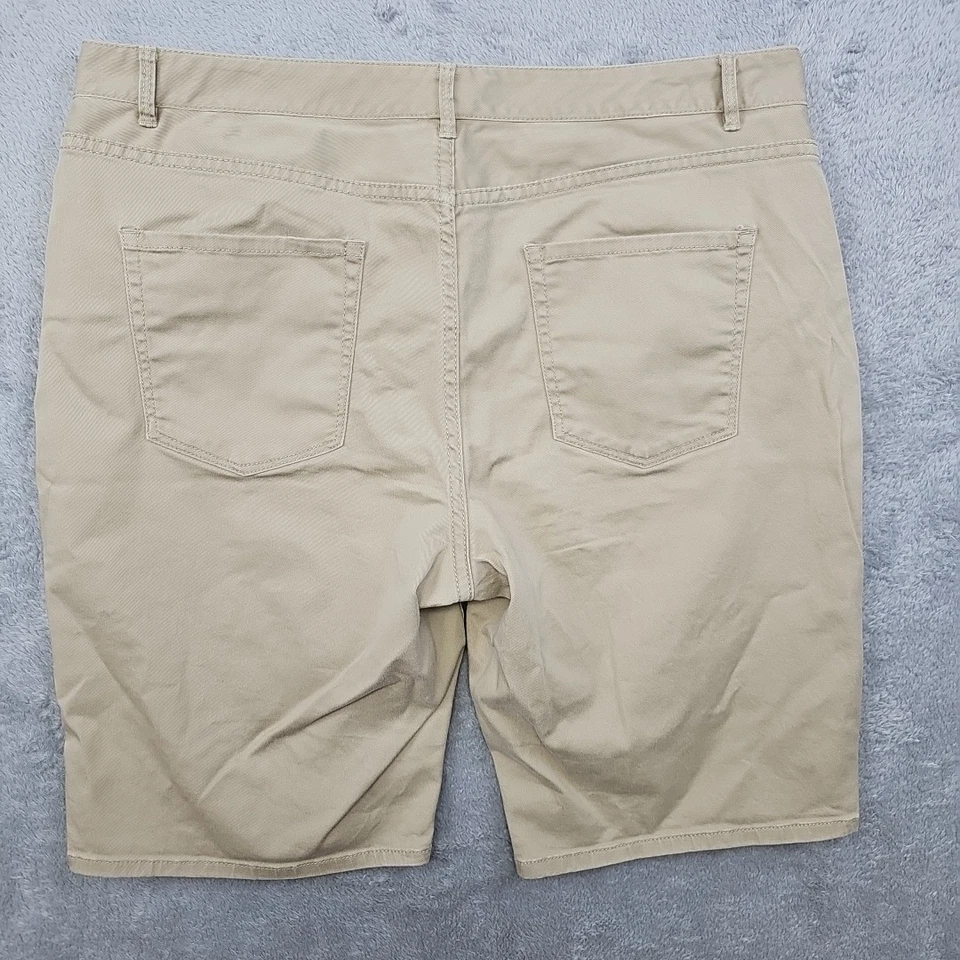Bermuda feminina Coldwater Creek ajuste natural 14 cáqui bege frente plana - Imagem 2 de 4