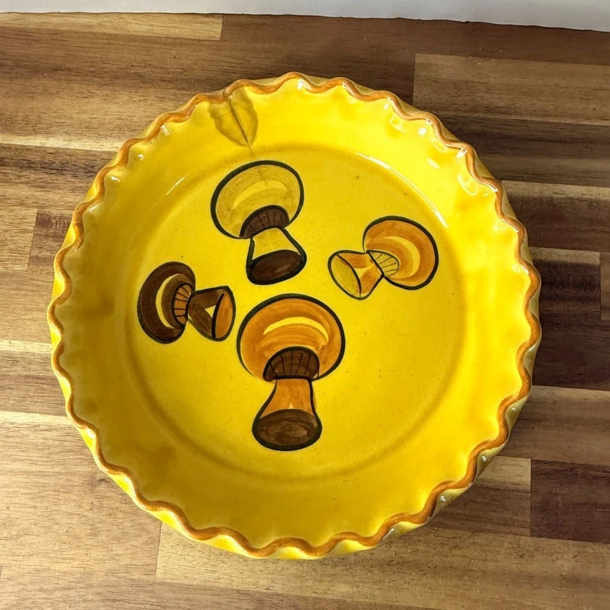 Vintage Los Angeles Potteries Mushroom Pie Plate Ovenware 630 Yellow