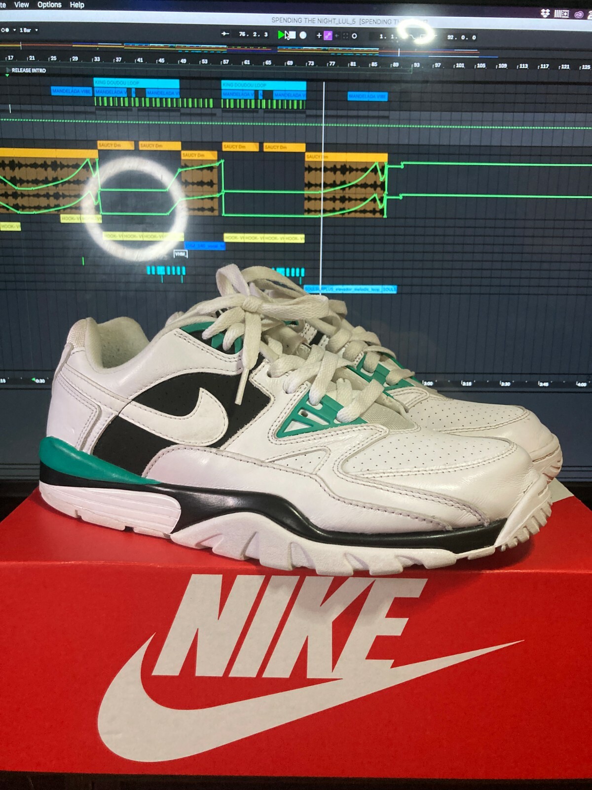 Size 9.5 - Nike Air Cross Trainer 3 Low 