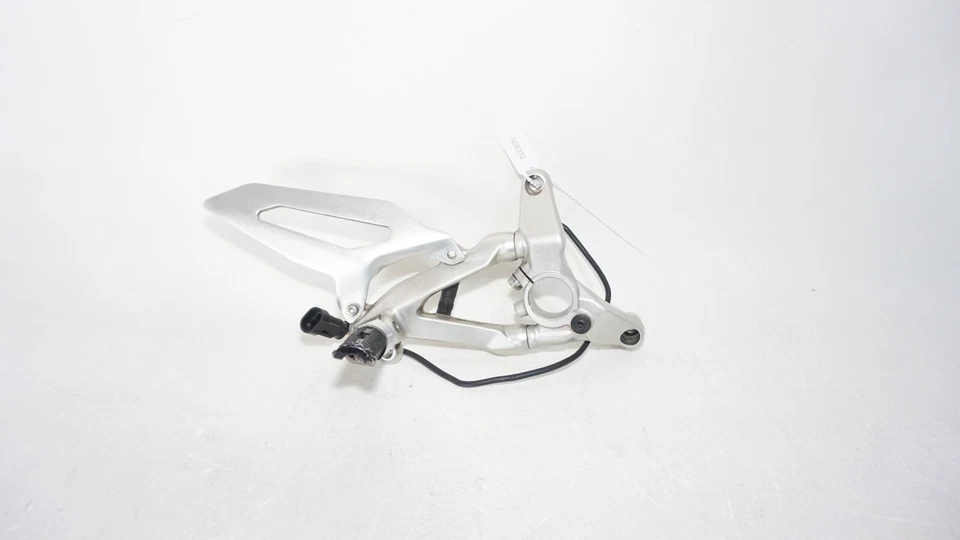 2014 2015 Ducati Panigale 899 1199 959 Right Rearset Bracket & Peg 308212 OEM - Image 4 of 4