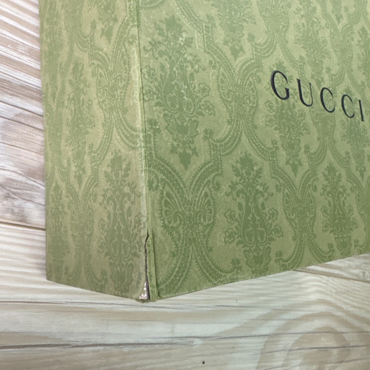 Authentic Gucci Large Magnetic Gift Box (Empty) 14.25 x 11 x