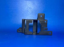 07-09 MERCEDES S550 FRONT LEFT BLIND SPOT RADAR SENSOR BRACKET 2218850767 OEM