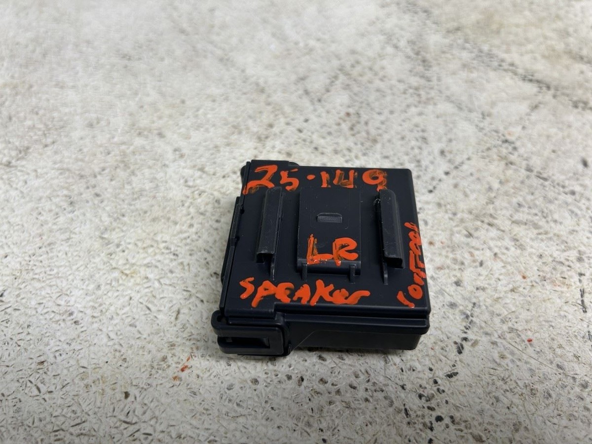 2019 INFINITI QX80 Obstacle Warning Speaker Control Module