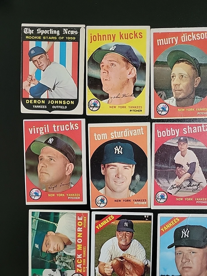 1959 to 1969 Topps Baseball - 22 New York Yankees - Deron Johnson | Johnny Kucks - Image 2 of 4