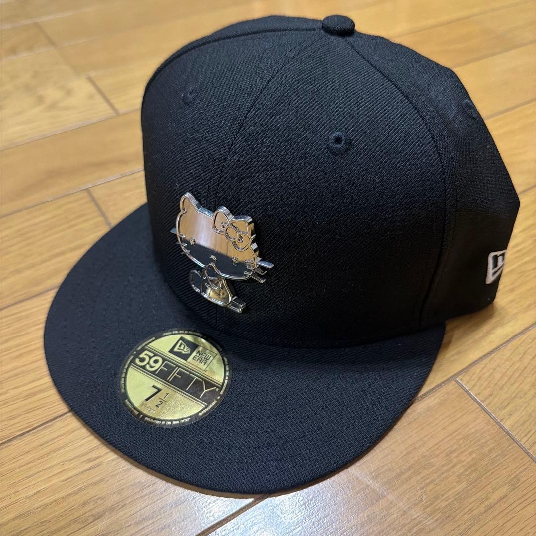 NEW ERA Hello Kitty 59FIFTY Black Cap 59.6cm with tag