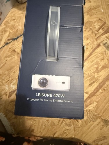 Vankyo Leisure 470W 720P Portable Projector with Wireless Connectivity - Picture 3 of 5