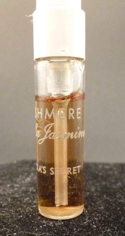 Victoria's Secret ~ Perfumes íntimos ~ Cachemira Vainilla Jazmín ~ EDP 1,5 ml/0,05 oz Foto 2 de 2