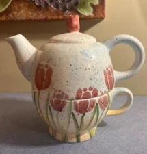 Nantucket Tea for One Vintage Ceramic Tulips Nesting Tea Pot Cup and Lid