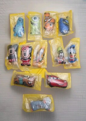 Kellogg's 2008 Disney Parks Collectible Mini Pal Plush Dolls - Complete Set