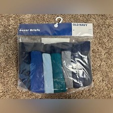 BRAND NEW boy  s Old Navy Boxer Briefs 7 pack size M NWT