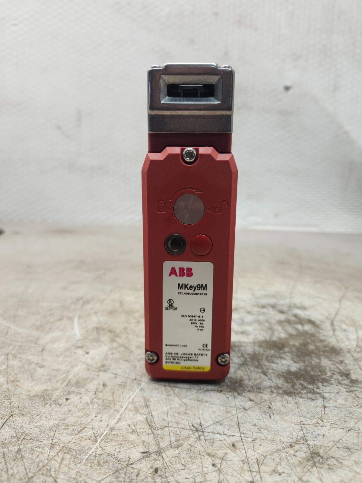 NEW NO BOX ABB Interlock Switch MKey9M 2TLA050009R1012